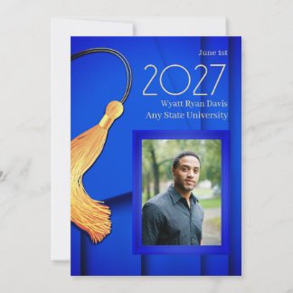 Blauw Pet en jurk met gouden kwastje Aankondiging