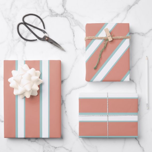Blauw, roze en wit streepjespatroon inpakpapier vel (Voorkant)