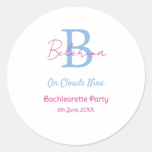 blauw roze op wolken negen monogram vrijgezellenfe ronde sticker