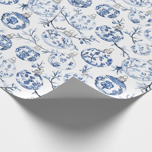Blauw Wit Chic Bloemen Kerst Ornamenten Cadeaupapier (Hoek)