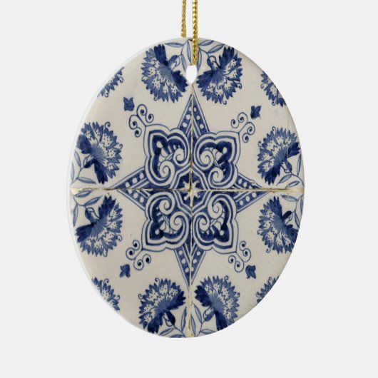 blauw wit geometrisch ventilatorpatroon keramisch ornament (Rechts)