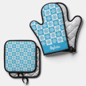 Blauw Wit Kerstmis Sneeuwvlokken Aangepaste Naam Ovenwant & Pannenlap Set (Voorkant / Achterkant)