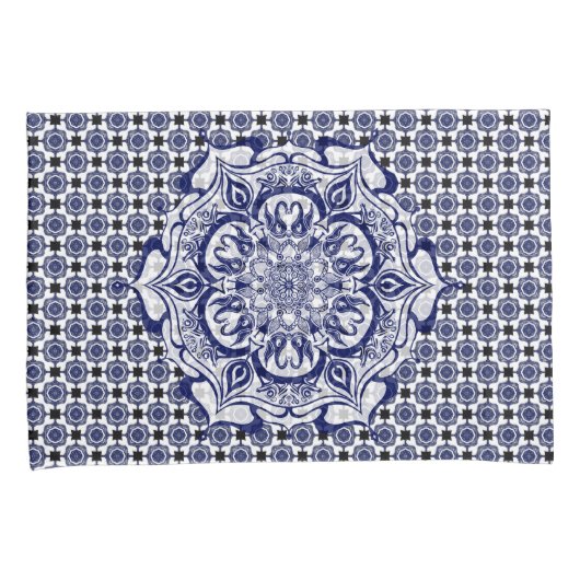 Blauw & Wit schepsel mandala Kussensloop (Voorkant-Rechts)