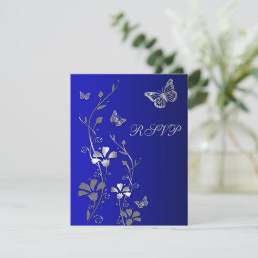 Blauw, Zilver Bloemen met Vlinders Antwoorden Kaar RSVP Kaartje (Staand voorkant)
