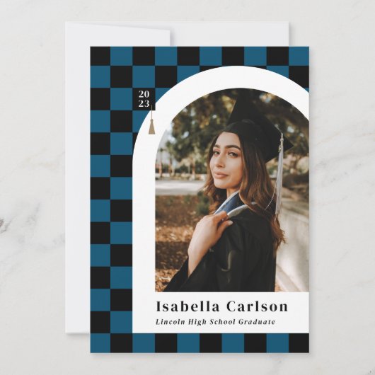 Blauw & zwart geruit afstudeerbericht met boog aankondiging (Voorkant)