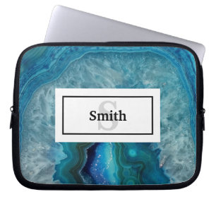 Blauwe Agaat Geode Rock met Naam en Monogram Laptop Sleeve