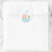 Blauwe Baby in paraplu Ronde Sticker (Tas)