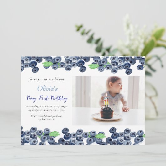 Blauwe bessen 1e bessen eerste verjaardag foto fru kaart (Staand voorkant)