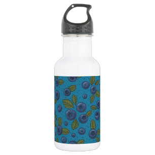 Blauwe bessen op blauw waterfles