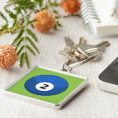 Blauwe biljartbal nummer twee sleutelhanger (Zijkant)
