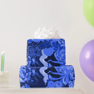 Blauwe  bloemen en vogels cadeaupapier