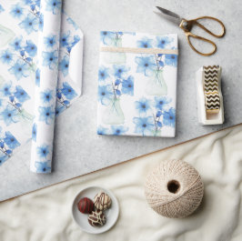 Blauwe bloemen in glazen vaas cadeaupapier