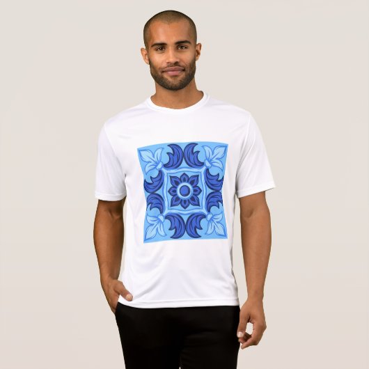 Blauwe Bloemen Tegel Patroon  Mediterraan T-shirt (Voorkant volledig)