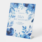 Blauwe Bloemen Waterverf BAT MITZVAH CUSTOM Reclamebord Met Voetstuk (Voorkant)