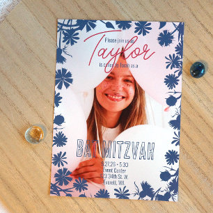Blauwe bloemrand, roze bloempatroonfeest kaart