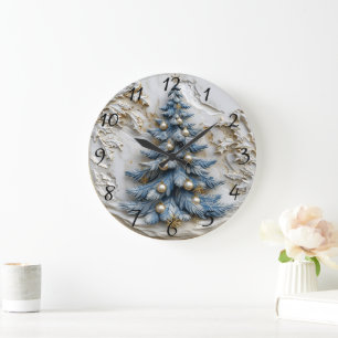 Blauwe boom met gouden ornamenten. grote klok