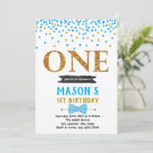 Blauwe confetti eerste verjaardagsuitnodiging kaart (Staand voorkant)