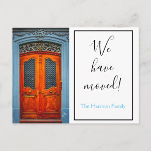 Blauwe deur we hebben het moderne grafische script aankondigingskaart