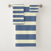 Blauwe en gebroken witte strepen bad handdoek (Insitu)