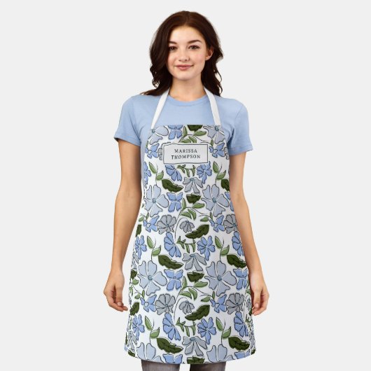 Blauwe en groene Hand Getrokken Bloemblok Print Schort (Gedragen)