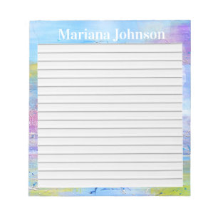 blauwe en paarse geabstraheerde achtergrond met li notitieblok