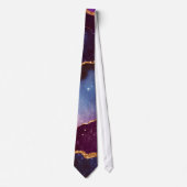 Blauwe en Paarse ruimte en sterren met Gold Ribbon Stropdas (Voorkant)