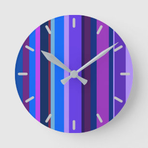 Blauwe en paarse verticale strepen ronde klok