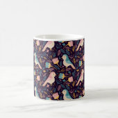 Blauwe en roze vogels met bloemen en bladeren op d koffiemok (Center)