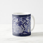Blauwe en witte konijn China Cobalt Dedham Mok (Voorkant rechts)