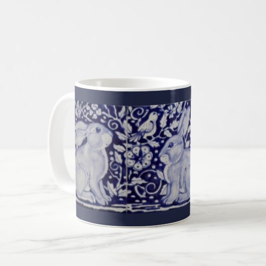 Blauwe en witte konijn China Cobalt Dedham Mok (Voorkant links)