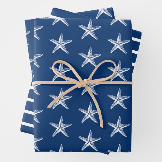 Blauwe en witte Starfish Nautical Stripe Inpakpapier Vel (In situ)