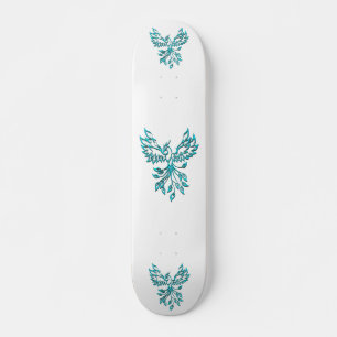 Blauwe Feniks Staat Op Wit Skateboard