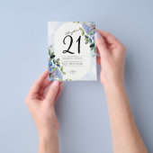 Blauwe Floral Budget 21e uitnodiging Flyer (Hand)