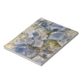 Blauwe fluorietkristallen in matrix notitieblok (Gedraaid)