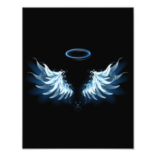Blauwe Ggloed Angel Wings op zwarte achtergrond Foto Afdruk