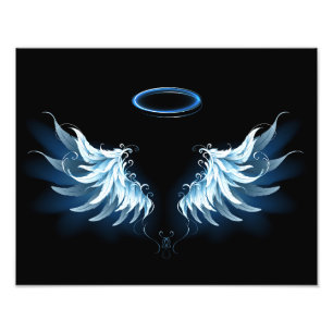 Blauwe Ggloed Angel Wings op zwarte achtergrond Foto Afdruk