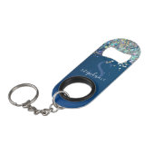 Blauwe Glitter Monogram Holografische Moderne Doua Mini Flessenopener (Voorkant Gekanteld)