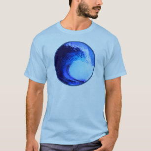 blauwe golf met coole surf stijl t-shirt