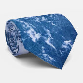 Blauwe golven door de oceaan stropdas (Opgerold)