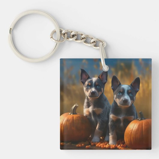 Blauwe Heeler Puppy Herfst Delight Pompoen Sleutelhanger (Voorkant)