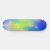 Blauwe hemel en gouden gele blikstrips skateboard (Horizontaal)