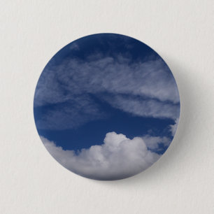 blauwe hemel koele wolken ronde button 5,7 cm