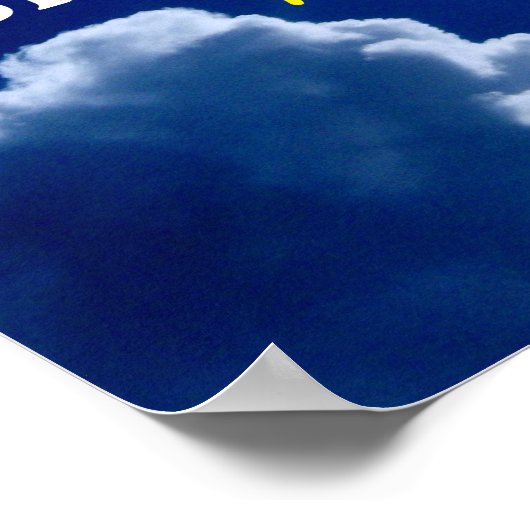 Blauwe hemel met witte wolken en gouden kruis poster (Hoek)