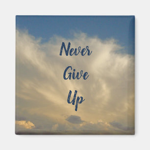 Blauwe hemel nooit opgeven Foto van witte wolken A Magneet