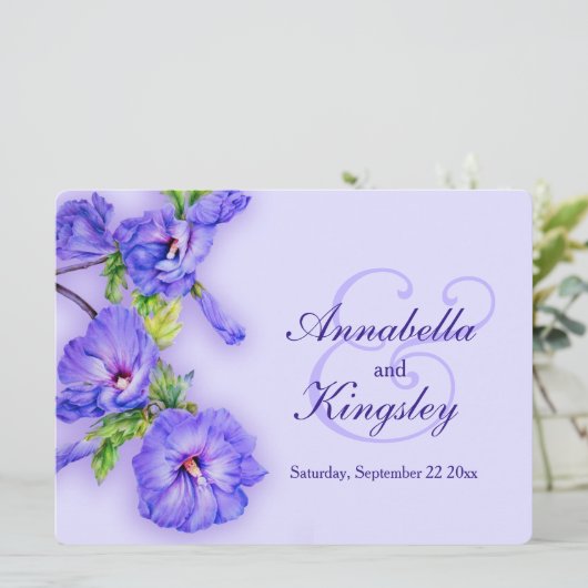 Blauwe hibiscus-uitnodiging voor bruiloft kaart (Staand voorkant)