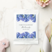 Blauwe hortensia bloemblaadjes bruiloft gepersonal
