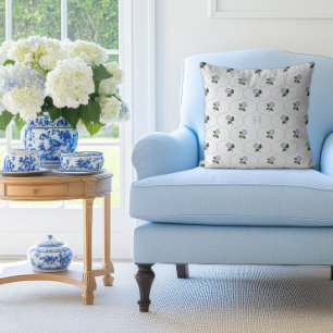 Blauwe Hortensia Traliewerk Monogram   Kussen