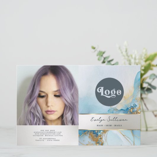 Blauwe inkt marmeren bifold brochure (Staand voorkant)