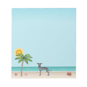 Blauwe Italiaanse Windhond Op Tropisch Zomerstrand Notitieblok