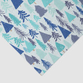 Blauwe kerstbomen in een Evergreen Forest Tissuepapier (Detail)